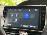 お気に入りの音楽を最高の音質で。様々なソースに対応し、車内をコンサートホールのような空間に変えます。快適なドライブのお供に。