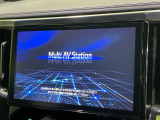 【純正10型ナビ】高級感とインパクトのある大画面ナビを装備。各種オーディオ操作はもちろん、スマホ連携もできる利便性の高いナビです♪