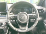 インテリアに合わせたデザインのステアリングは、運転される方のことも考え、運転しやすい形状、大きさです。是非一度、実際に触ってお確かめください。