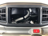 当車両はオーディオレスです。多彩なナビゲーション・オーディオをご用意しております。詳しくは当店スタッフにお問い合わせください。