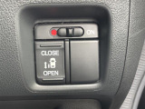 【 片側パワースライドドア 】運転席から後席スライドドアを開け閉めできます!//