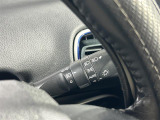 【オートライト(AUTO)】外の明るさをシステムが感知して、自動でヘッドライトが点灯します!ヘッドライトをつけ忘れを防ぐ便利機能です。