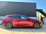 ご納車後も全国約200拠店のBMW正規ディーラーサービス工場にて保証対応いたします。お近くのBMW正規ディーラーをご案内の上、アフターメンテナンスをお受け頂けますので、安心してお乗りいただけます!!