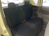 3列目シートは、いざという時に重宝します。乗車人数に合わせてフレキシブルに活用できるのが魅力です。