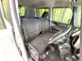 運転席シート廻りは使用感も少なく、良好な状態となっています。丁寧に使われていたことがよくわかりますね。