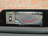 360&deg;ビューモニターを搭載しています。コーナーセンサーと合せてお使いいただくことで、安全、安心にお車の取り回しを行っていただけます。