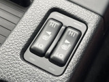 【シートヒーター】寒い日に重宝するシートヒーター!エアコンより早く温まってくれるので寒がりの人も安心ですね♪エアコンの温風は乾燥するから苦手、という方にもをおすすめです。