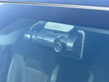 【ドライブレコーダー】ドライブレコーダー装備!走行中はもちろん、あおり運転や事故に遭遇した際、映像で記録し、万一のリスクに備えます。※記録用SDカードはお客様ご自身でご準備いただく必要があります。