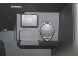 当店は全車『ロングラン保証』付!(1年間、距離無制限 HV車はHV保証付) 別途延長保証もご用意しております♪ ぜひ現車を確認にご来店ください