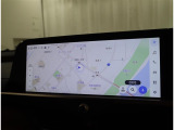 ワイドサイズのモニターに映し出されるナビゲーションはとても見やすいですね!