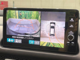 【全周囲カメラ】専用のカメラにより、上から見下ろしたような視点で360度クルマの周囲を確認することができます☆死角部分も確認しやすく、狭い場所での切り返しや駐車もスムーズに行えます。