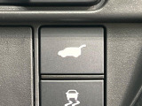 【パワーバックドア】スマートキーや運転席のボタンを押すだけでリアゲートが自動で開閉します!荷物を持っている時や、高い位置にあるバックドアを閉める際に便利な機能です♪