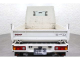 荷物がしっかり積める広々荷台。