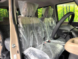 運転席シート廻りは使用感も少なく、良好な状態となっています。丁寧に使われていたことがよくわかりますね。