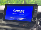 【大画面ナビ】人気の大型9インチナビを装備。存在感のある大画面はインパクト大!ナビ利用時のマップ表示は見やすく、テレビやDVDは臨場感がアップ!いつものドライブがグッと楽しくなります♪