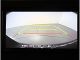 後方確認に便利なバックカメラ装備!!狭い駐車場や後方が確認しづらい場所に駐車するときや、車を切り返す時に安心の装備です!!