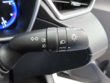 バックモニターを装備しています。車庫入れ時等に車両後方が確認出来るのでとても便利です。