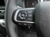 【ステアリングスイッチ】運転中、前方から目線をそらすことなく、オーディオ等の操作が可能な便利機能!安心&快適なドライブを演出してくれます♪