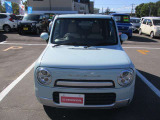 ご覧のお車は現在当店中古車展示場にて展示中です!