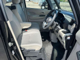 エンジンルームも綺麗に洗浄してから納車致します。普段あまり見ることが無い箇所だからこそ綺麗だと感動しますよね(*&acute;▽`*)