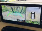 【マルチアラウンドモニター】専用のカメラにより、上から見下ろしたような視点で360度クルマの周囲を確認することができます☆死角部分も確認しやすく、狭い場所での切り返しや駐車もスムーズに行えます。