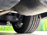 お車を安心してお乗りいただく為には、足回りの定期点検が欠かせません。サービスサポート(有償保証)では無料点検もご提供しており、安心のカーライフをお過ごしいただけるサポート体制が整っています。