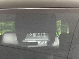 【トヨタセーフティセンス】走行中に前方の車両等を認識し、衝突しそうな時は警報とブレーキで衝突回避と被害軽減をアシスト。より安全にドライブをお楽しみいただけます。