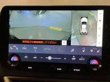 レクサスのお車はすべてバックモニターを標準装備。駐車時のご不安を解消する、パノラミックビューモニターも装備しています。
