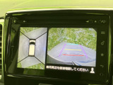 運転席からの視認性に優れ、運転操作の妨げになりません。見やすい表示で、スムーズな運転をサポート。安全運転に貢献する頼れる相棒です。