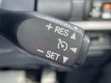 【クルーズコントロール】高速道路もラクラク走行。アクセルを離しても一定速度で走行ができ、長距離運転時の負担を軽減!加速・減速も簡単なスイッチ操作で調整できます。