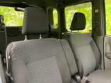 3列目シートも広々としており、大人でもゆったりと座れます。多人数乗車時にも活躍する、便利な空間です。