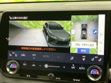 後方の状況を視覚的に確認できるバックモニターで、安全な駐車操作をサポート。狭い場所でも安心です。