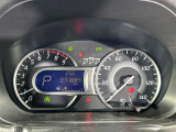 【スピードメーター】メーターがシンプルで見やすく運転しやすいですね!