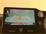 いまや必須装備「ナビゲーション」搭載!知らない場所にスイスイッとドライブ。もう、これなしではハンドルを握れませんね!でも運転中の操作は危険ですのでご注意ですね☆