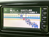 停車中に楽しめるTV機能。長距離移動や待ち時間も快適に過ごせます。家族や友人と一緒に旅の思い出を共有するのに最適です。