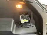 お車の状態をしっかりとお伝えするために1台の車両に付き40枚以上の画像を用意しております。外装はもちろん、室内の装備やお車の特徴などごらんください。