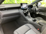 ドライバーに必要な情報を分かりやすく表示し、快適な運転をサポートするコクピットです。