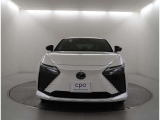 2年間走行距離無制限の認定中古車保証が付帯されます。