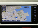 快適なドライブをサポートするナビゲーションシステムと、充実したオーディオ機能で、車内での時間をより楽しく過ごせます。