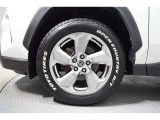 当店は全車『ロングラン保証』付!(1年間、距離無制限 HV車はHV保証付) 別途延長保証もご用意しております♪ ぜひ現車を確認にご来店ください