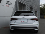 アウディにはコンパクトカーからスーパースポーツまで、さまざまなモデルが用意されています。
