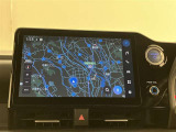 いまや必須装備「ナビゲーション」搭載!知らない場所にスイスイッとドライブ。もう、これなしではハンドルを握れませんね!でも運転中の操作は危険ですのでご注意ですね☆