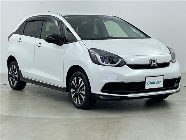 フィット 1.5 e:HEV ホーム ブラックスタイル 4WD 4WD 修復歴無し