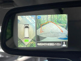 【アラウンドビューモニター】専用のカメラにより、上から見下ろしたような視点で360度クルマの周囲を確認することができます☆死角部分も確認しやすく、狭い場所での切り返しや駐車もスムーズに行えます。