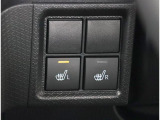 運転席、助手席にはシートヒーター機能を装備!電熱線を使用した暖房ですので、寒い季節や雨などで急に体が冷えてしまったとき等に便利で快適な機能です!