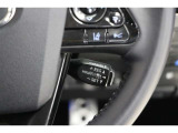 高速道路を頻繁に利用する方におすすめのレーダークルーズコントロール。前を走っている車との適切な距離を保って走行してくれます。長距離運転の疲労感も違いますよ。適度な休憩も忘れずに★