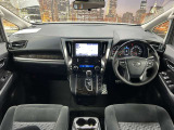 大阪府四条畷市にミニバン車を『お値打ち価格』で展示している良質中古車専門店です。全車、事故歴修復歴なしの車両限定で取り扱い!。関西地域で最もお得な価格かつ最良質車をご提供できるよう努めております。