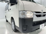 明るいライトが夜道を明るく照らしてくれます。 運転する上で、道路状況をいかに早く認識できるか重要なポイントです。 白色光が暗い道も明るく照らしてくれますよ。