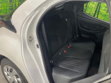コンパクトカーですが、セカンドシートは十分な広さがあり快適にお乗りいただけます♪シートを倒して大きな荷物を積んだりと、用途の幅が広い1台です。