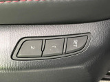 【メモリー機能付きパワーシート】ドライバーごとに設定したシート位置を記憶して、ボタン一つで切り替えできる便利な機能!運転する方が複数名いらっしゃるご家庭におすすめです♪